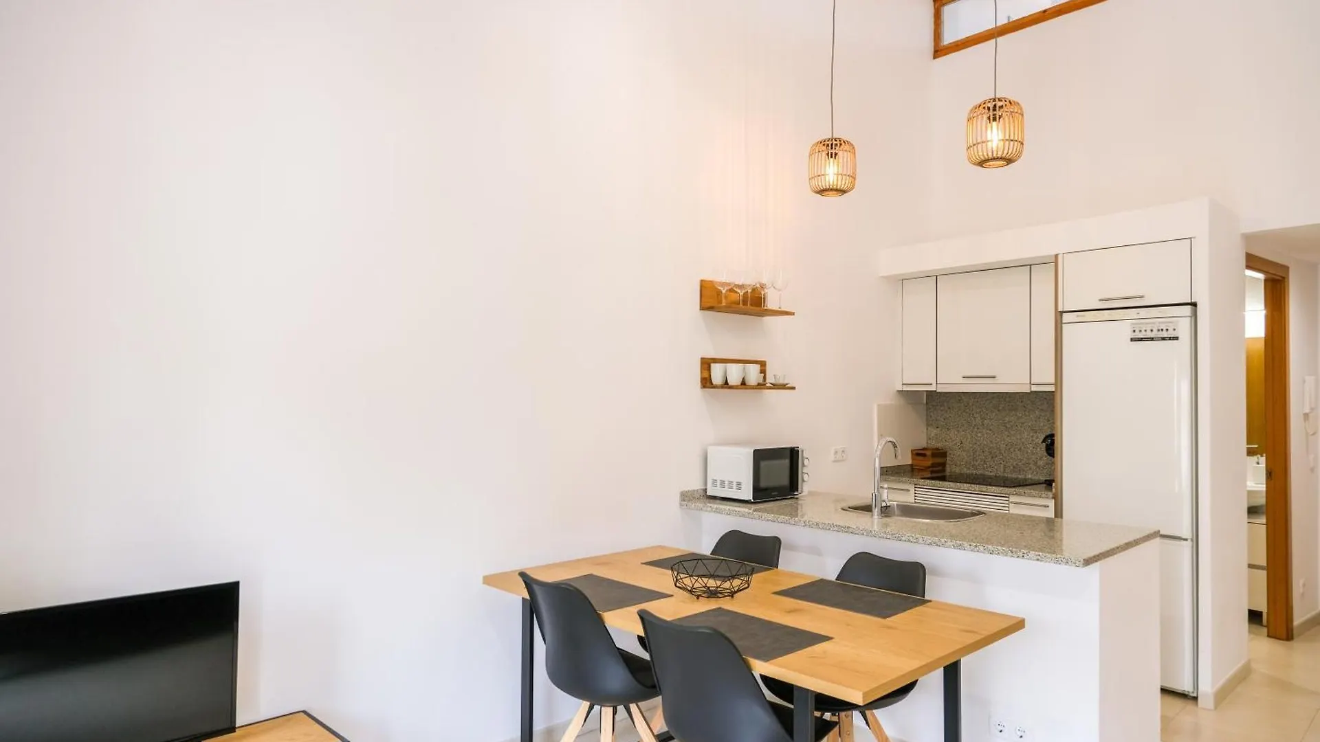 Ca Leudald 3 Apartamento En Besalu Con Terraza Apartment