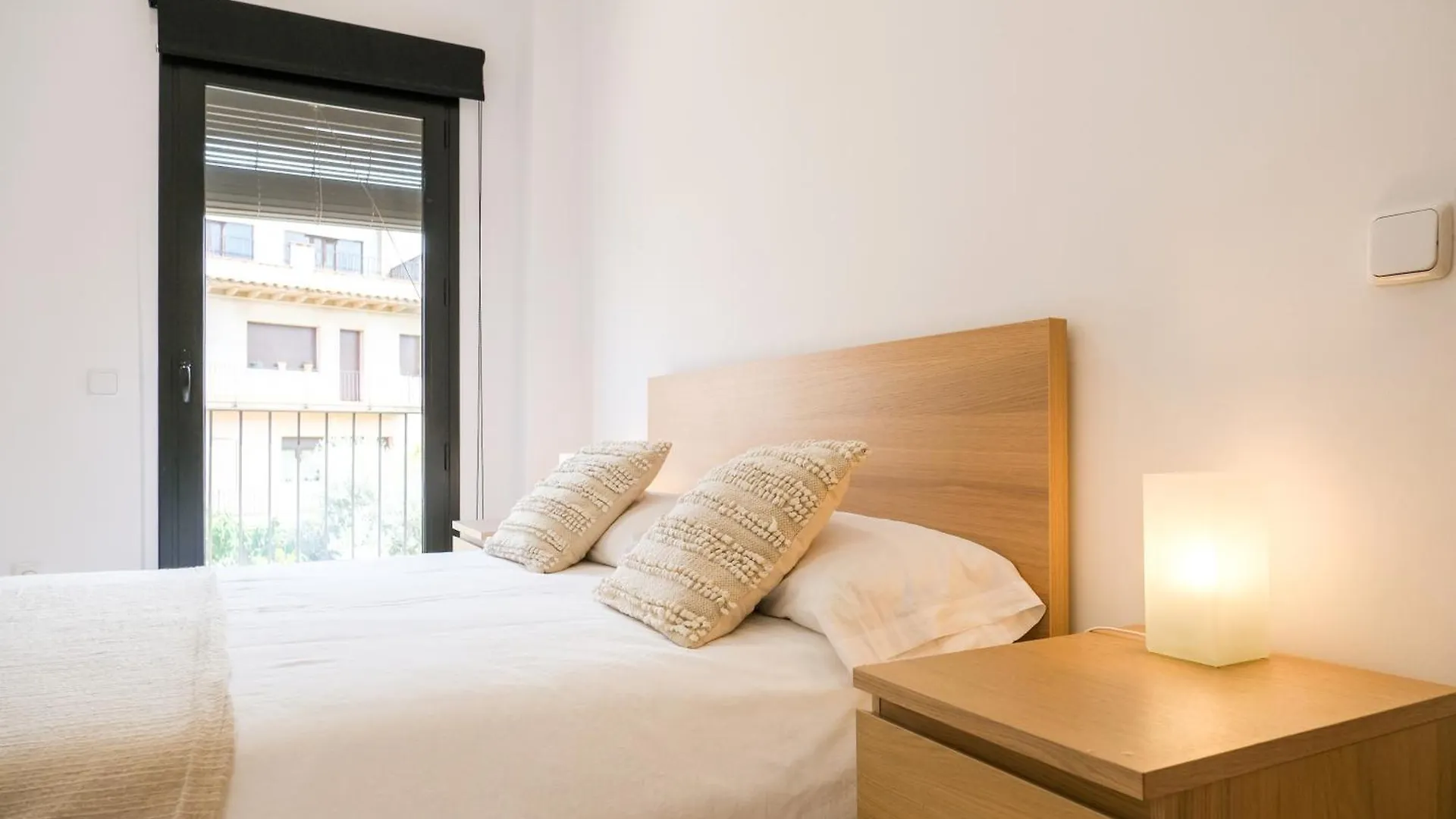 Apartment Ca Leudald 3 Apartamento En Besalu Con Terraza Spain